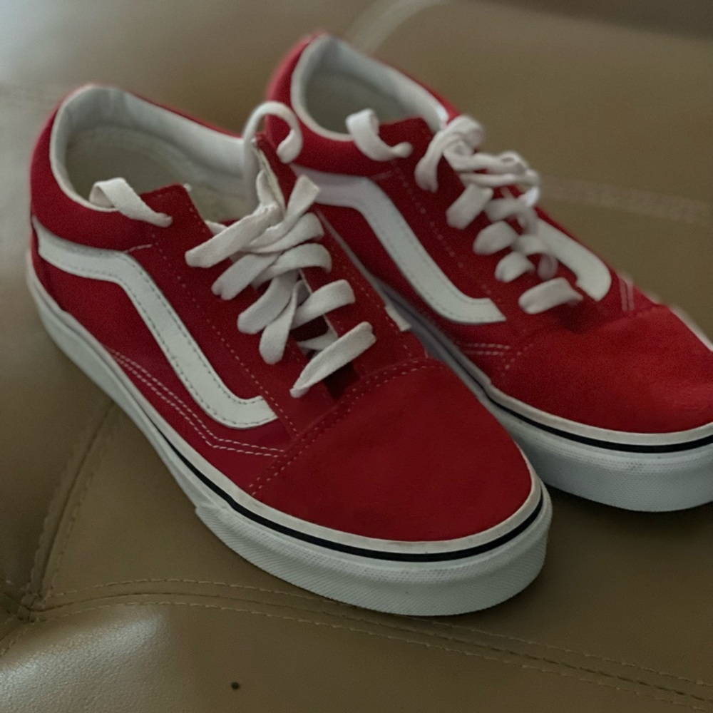 Boys red Vans sz 3